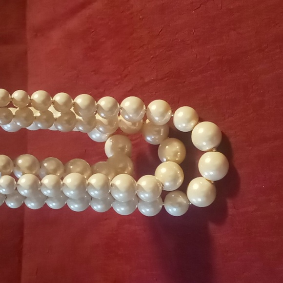 Charter club weighed layered pink pearl necklace. 18 inches long - Picture 6 of 8